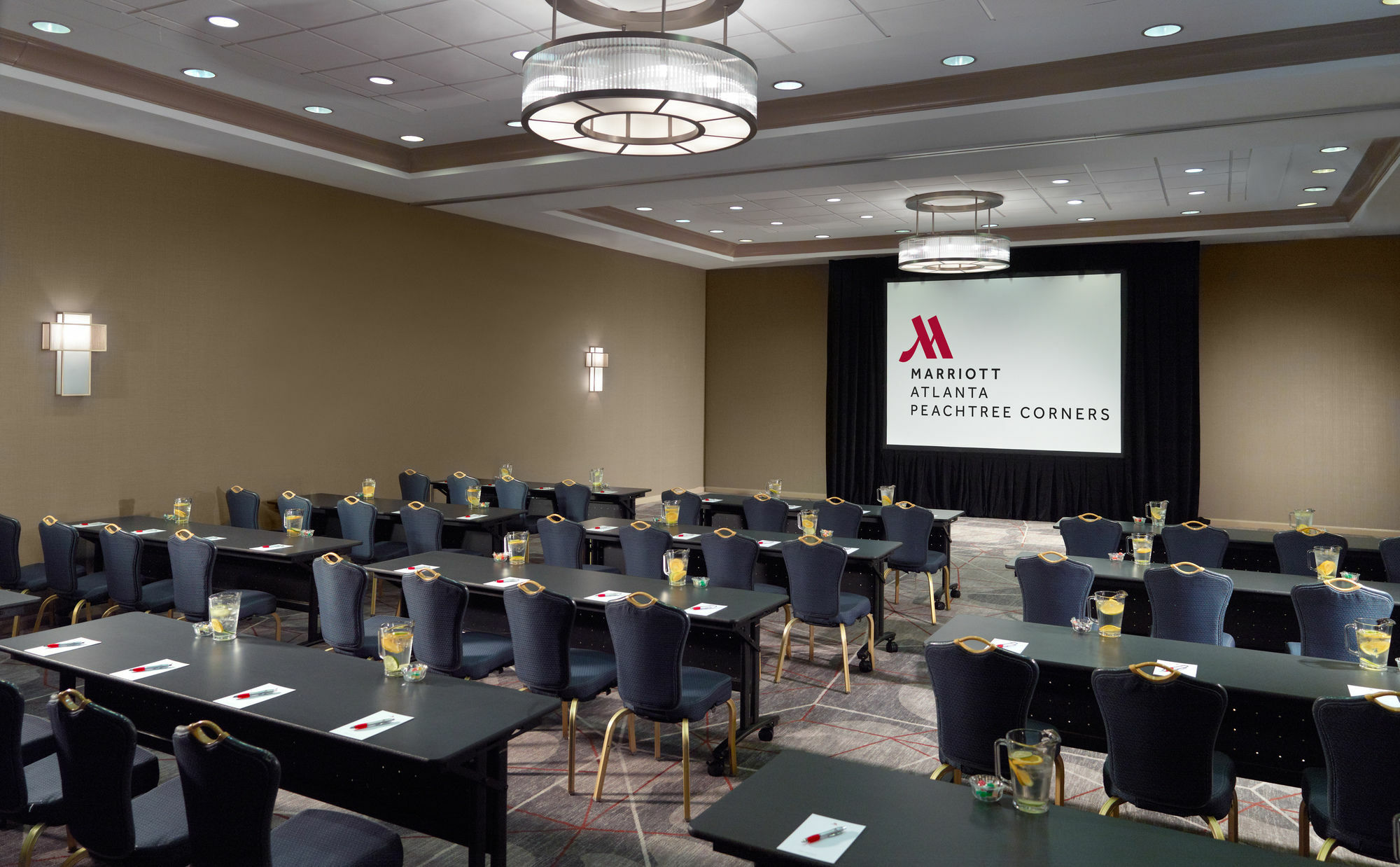 Atlanta Marriott Peachtree Corners Hotel Norcross Exterior photo